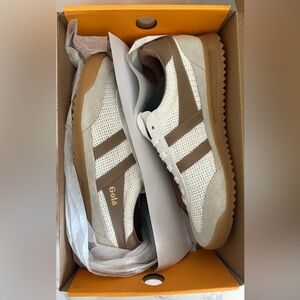 NIB Gola Women’s Sneakers Size 8. Neutral Beige / Tan